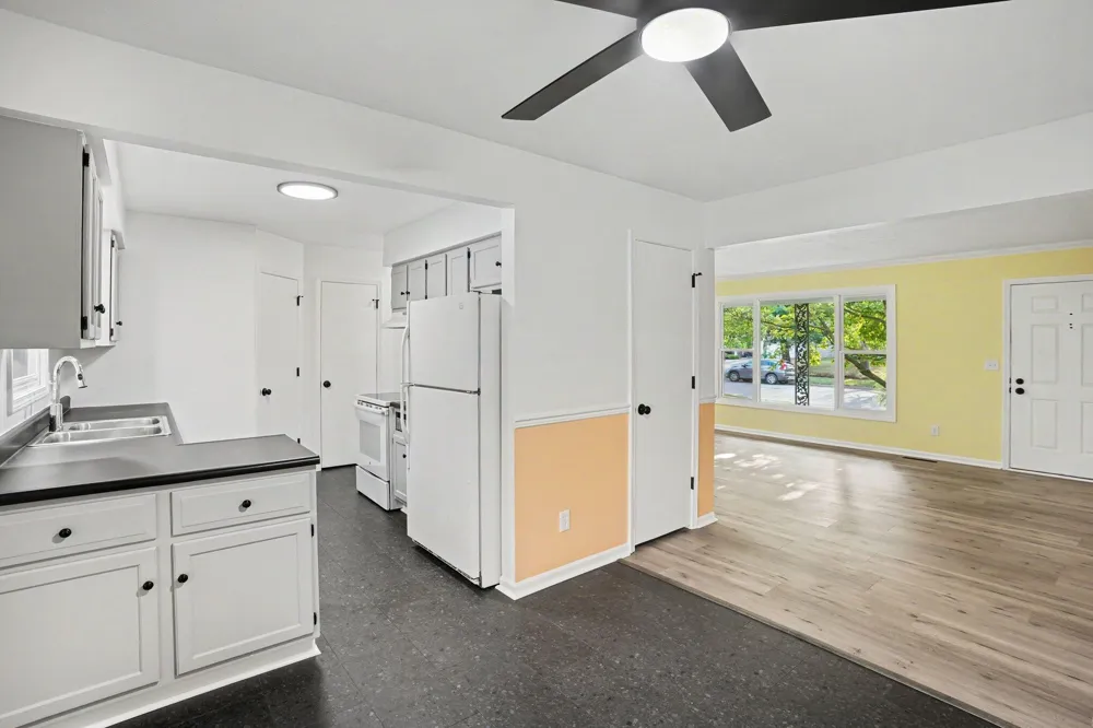 5800 Newhaven Drive Portage, MI 49024