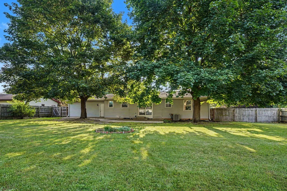 5800 Newhaven Drive Portage, MI 49024