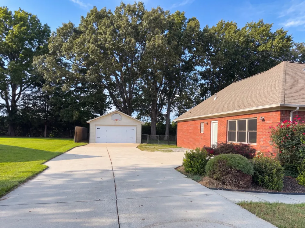61 Eastridge Rd Fayetteville, TN 37334