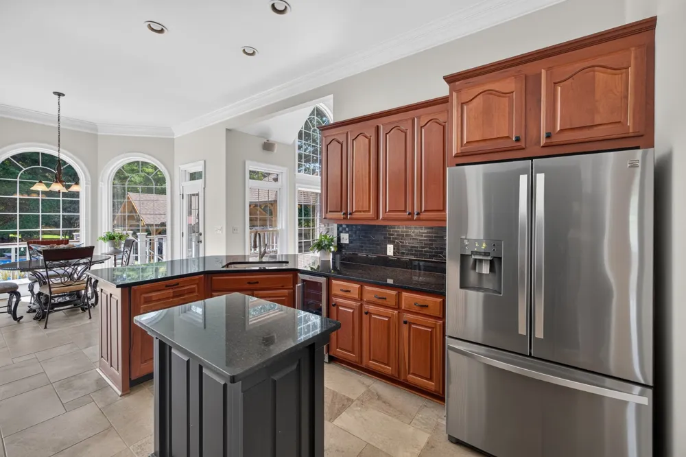 25 W Laurel Ave McMinnville, TN 37110