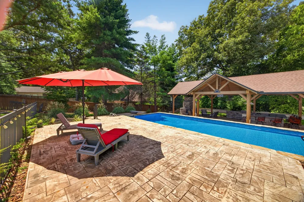 25 W Laurel Ave McMinnville, TN 37110
