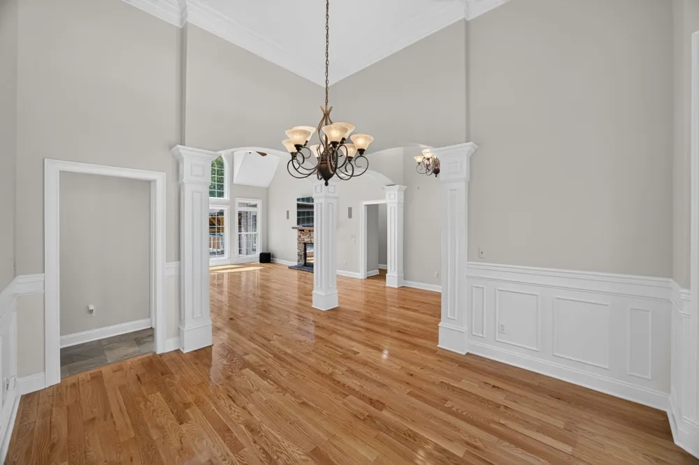 25 W Laurel Ave McMinnville, TN 37110