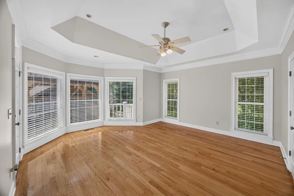 25 W Laurel Ave McMinnville, TN 37110
