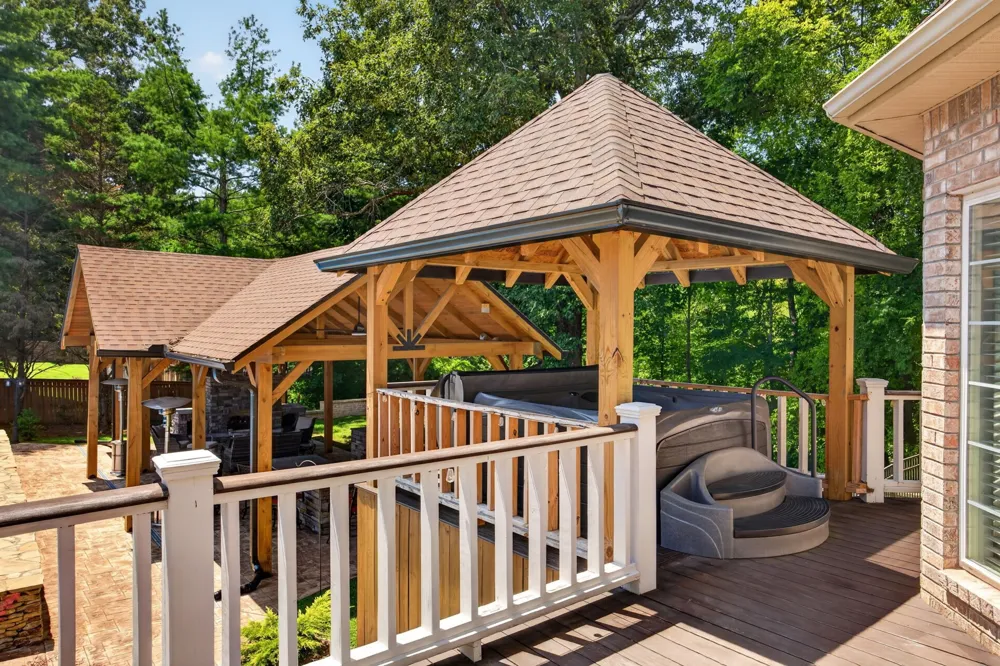 25 W Laurel Ave McMinnville, TN 37110