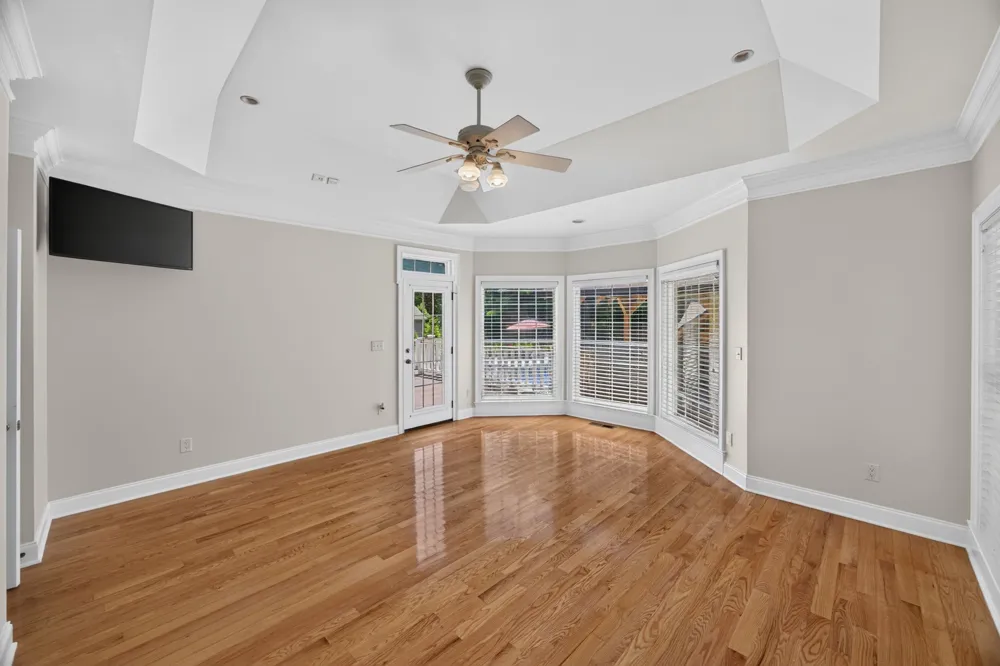 25 W Laurel Ave McMinnville, TN 37110