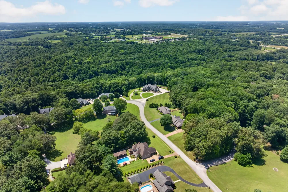 25 W Laurel Ave McMinnville, TN 37110