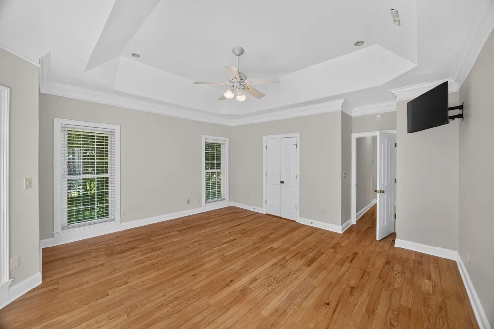 25 W Laurel Ave McMinnville, TN 37110