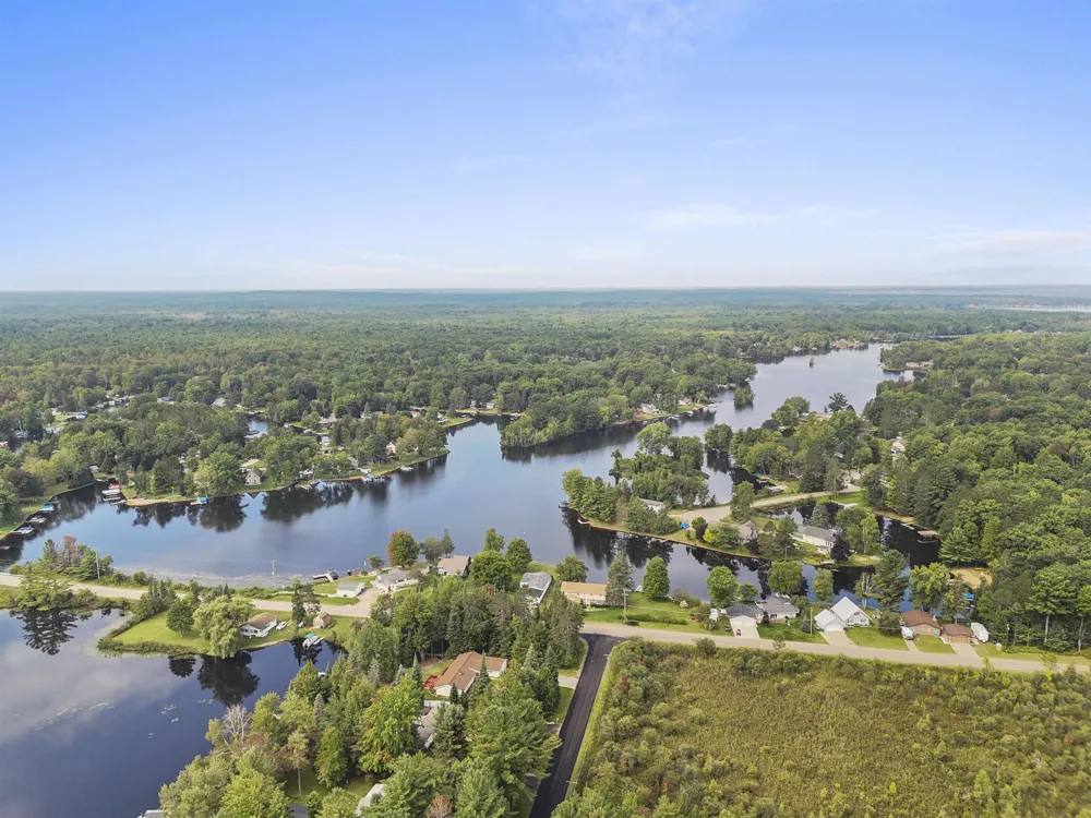 2184 Lake James Drive Denton Township, MI 48651