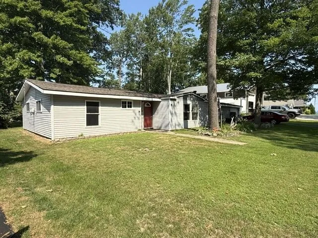 103 Visnaw Street Denton Township, MI 48629
