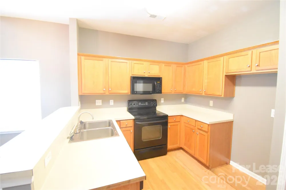 2849 Summergrove Court Matthews, NC 28105