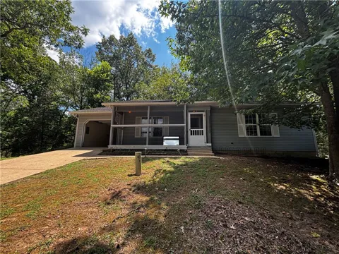 118 Jay Lane