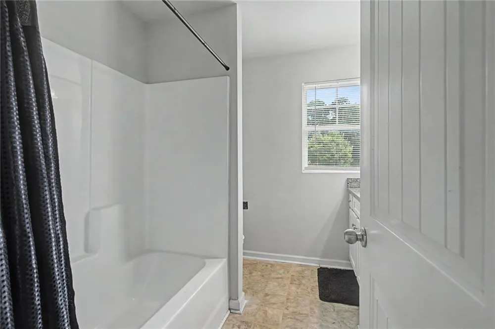 4299 Traipse Path Ellenwood, GA 30294