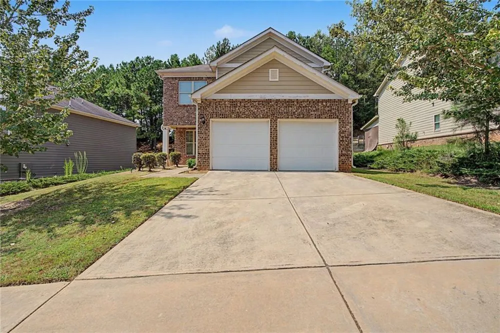 4299 Traipse Path Ellenwood, GA 30294