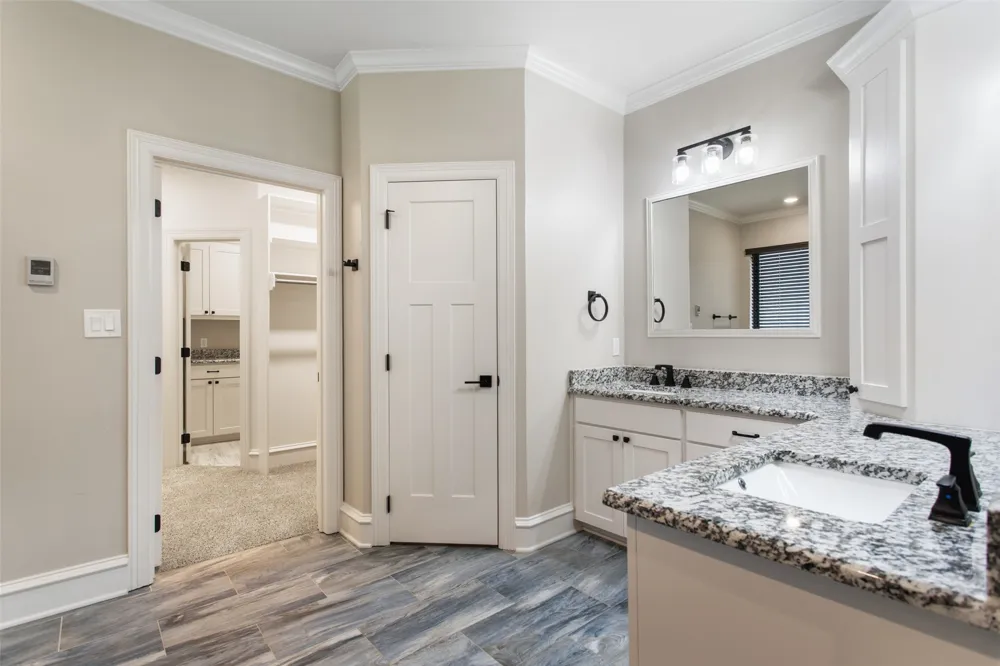 12109 Oak Grove Drive Tyler, TX 75706