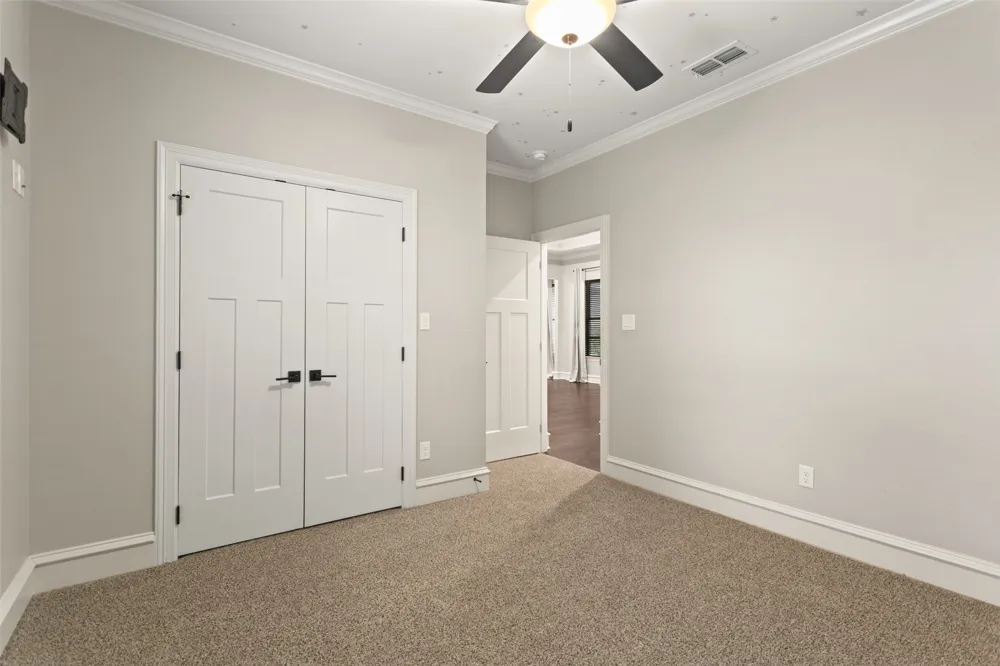 12109 Oak Grove Drive Tyler, TX 75706