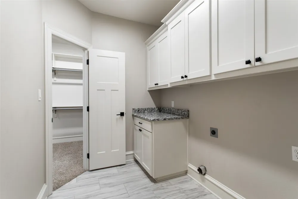 12109 Oak Grove Drive Tyler, TX 75706