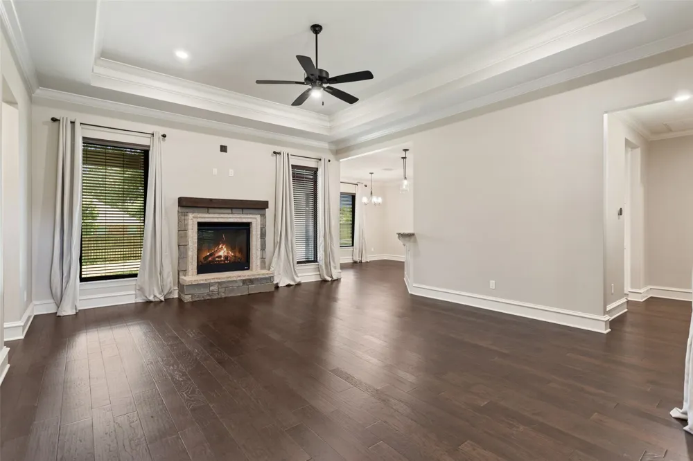 12109 Oak Grove Drive Tyler, TX 75706