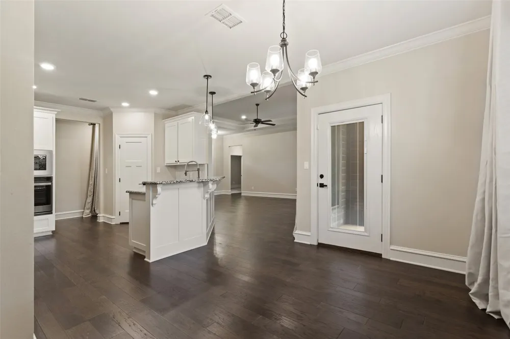 12109 Oak Grove Drive Tyler, TX 75706