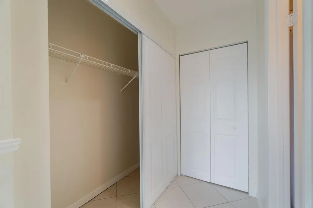 1530 Shaker Circle Wellington, FL 33414