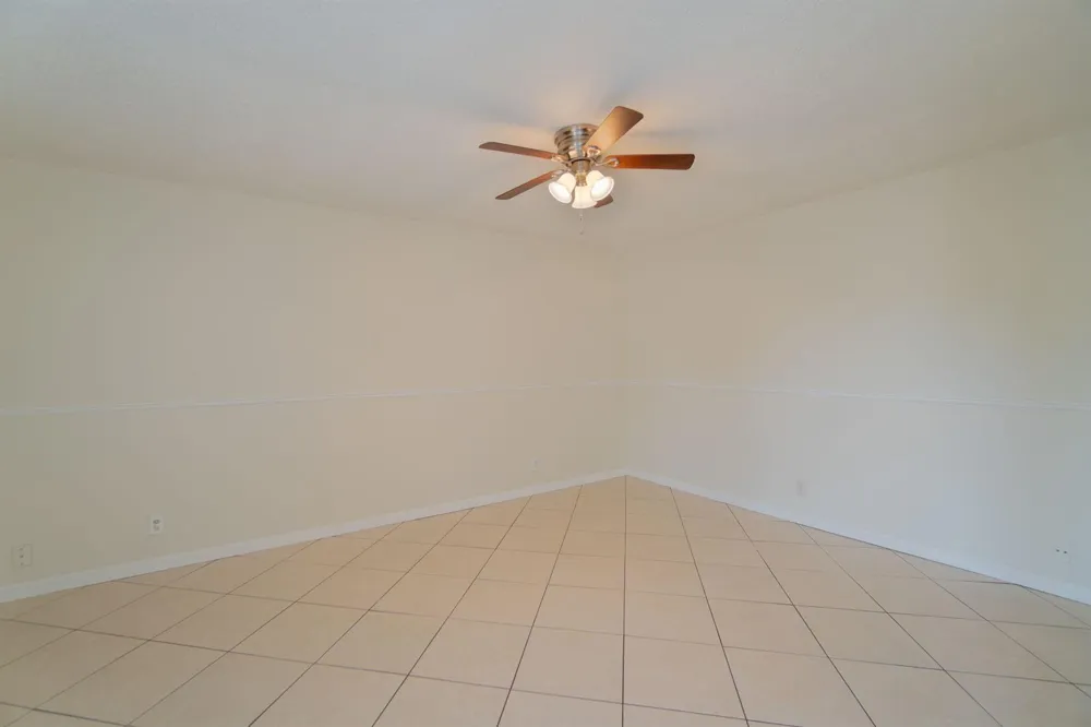 1530 Shaker Circle Wellington, FL 33414