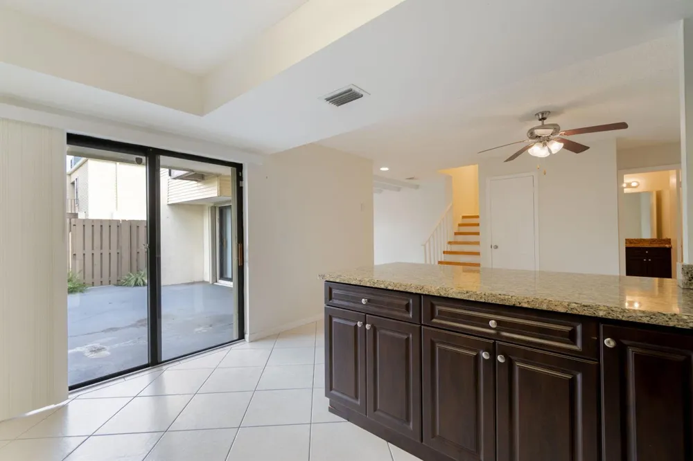 1530 Shaker Circle Wellington, FL 33414