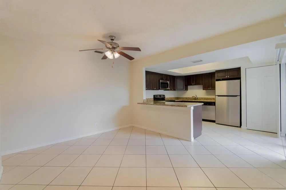 1530 Shaker Circle Wellington, FL 33414