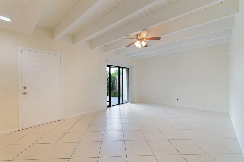 1530 Shaker Circle Wellington, FL 33414