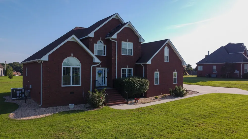 98 Aberdeen Ave Hillsboro, TN 37342