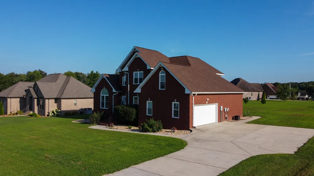 98 Aberdeen Ave Hillsboro, TN 37342