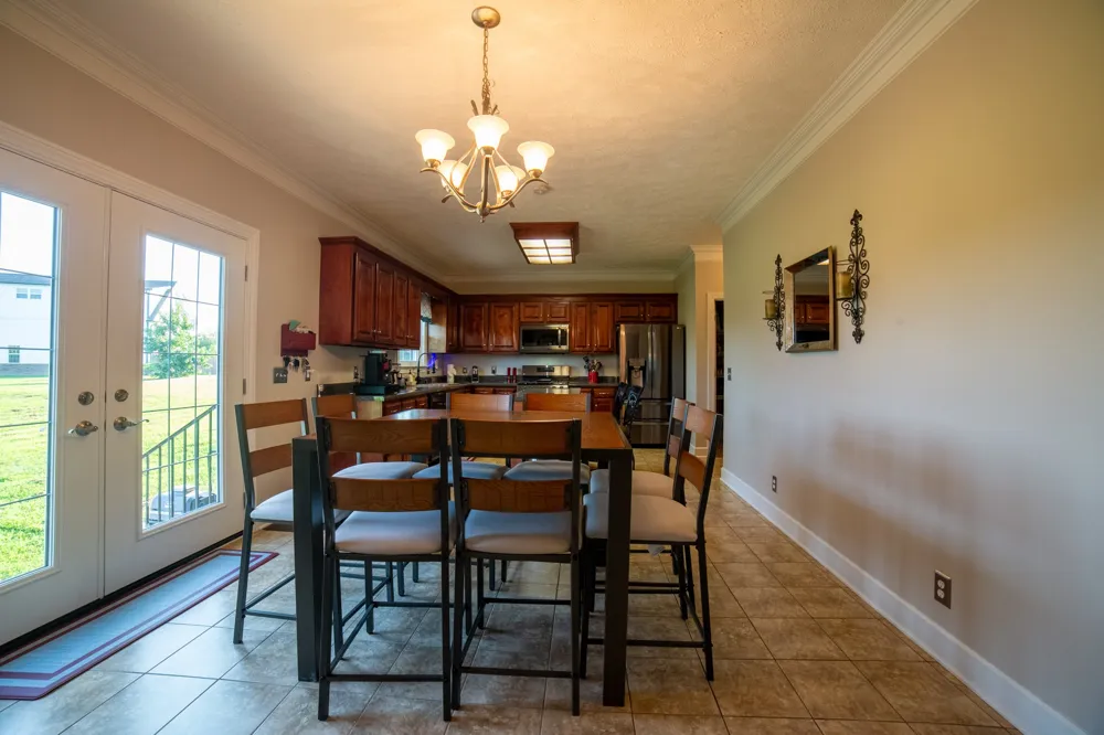 98 Aberdeen Ave Hillsboro, TN 37342