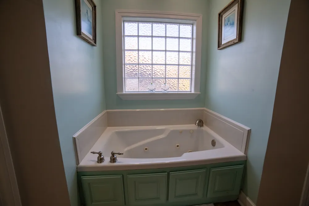 98 Aberdeen Ave Hillsboro, TN 37342