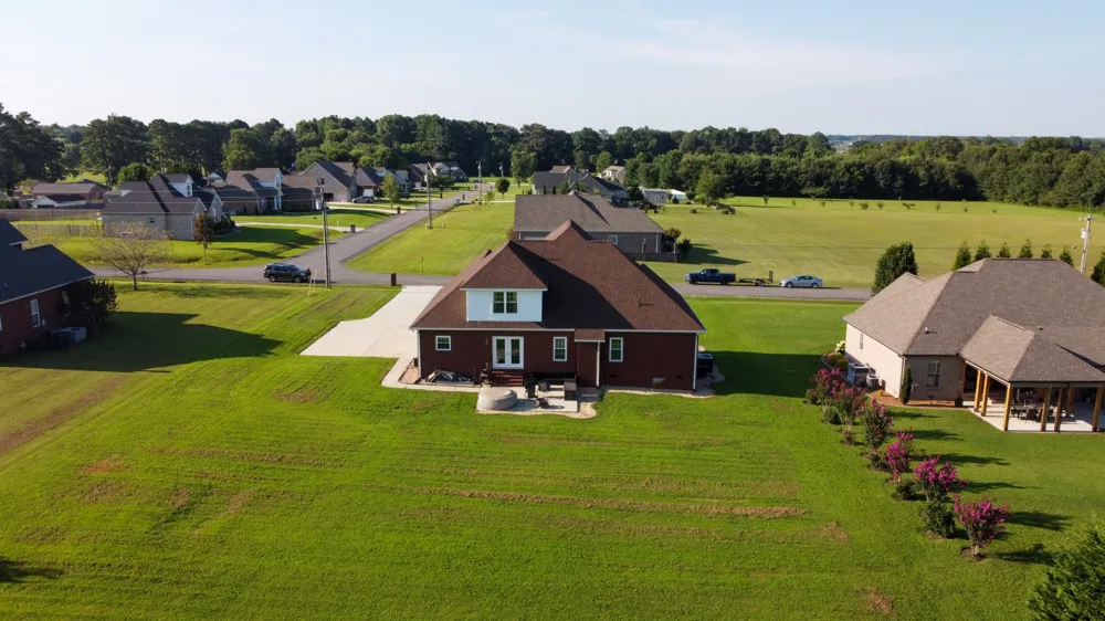 98 Aberdeen Ave Hillsboro, TN 37342