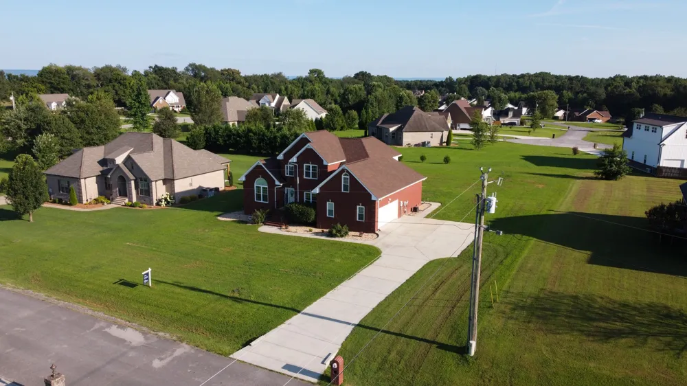 98 Aberdeen Ave Hillsboro, TN 37342