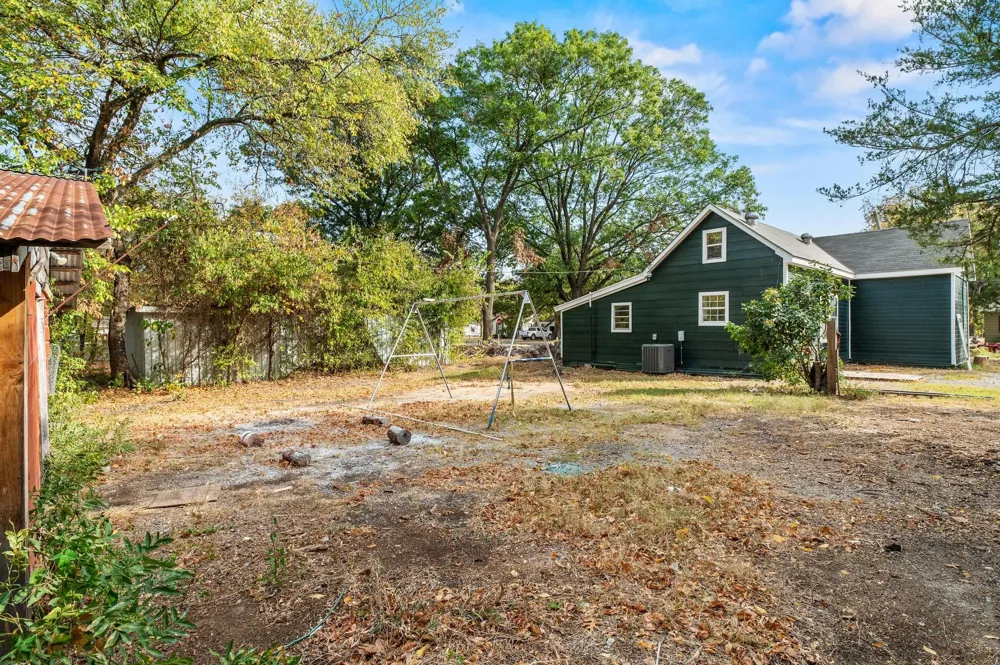 1008 W 10th Street Bonham, TX 75418