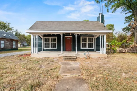 1008 W 10th Street