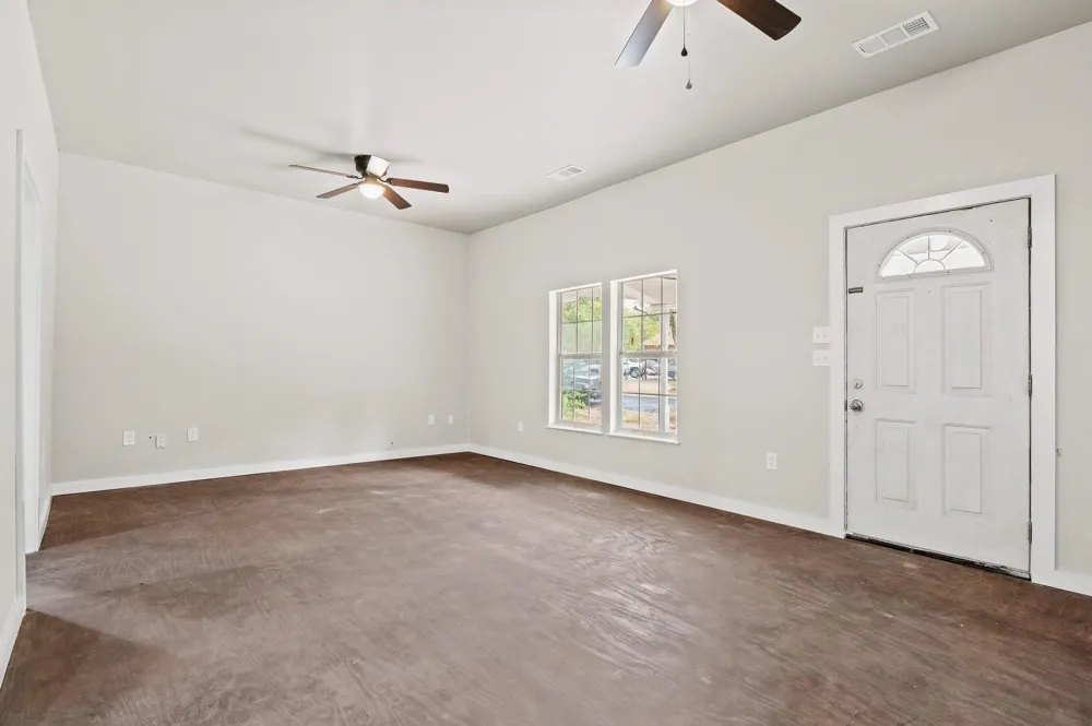 1008 W 10th Street Bonham, TX 75418