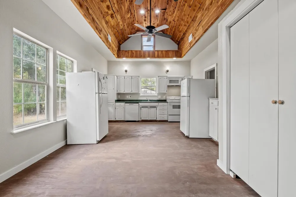 1008 W 10th Street Bonham, TX 75418