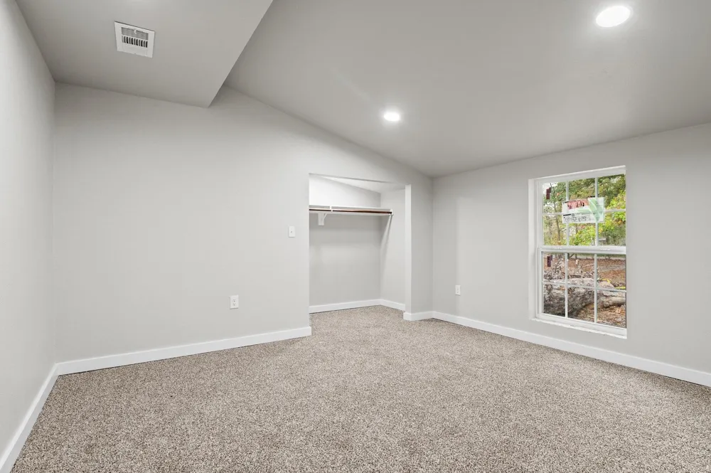 1008 W 10th Street Bonham, TX 75418