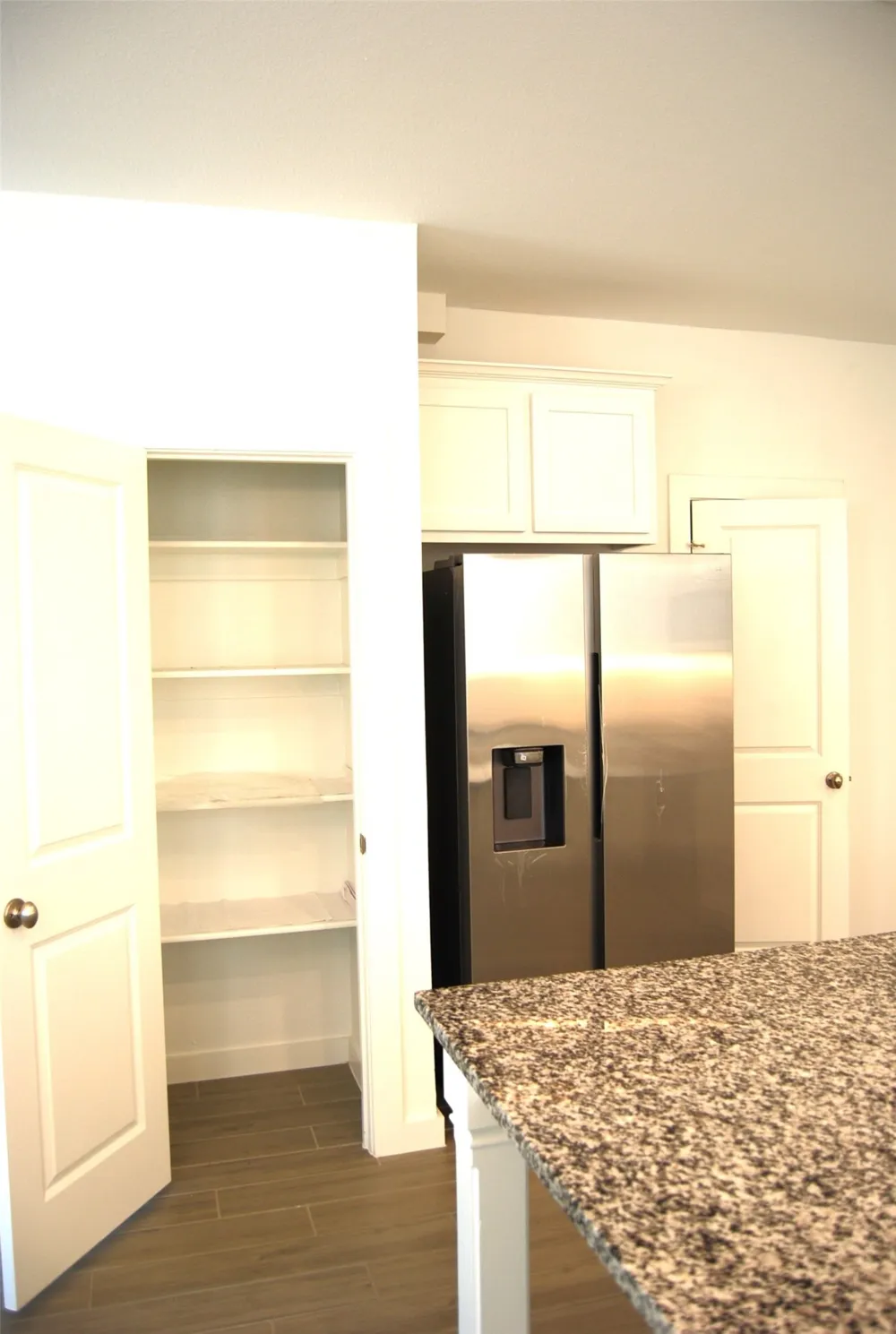 369 Oakbend Drive Lewisville, TX 75067