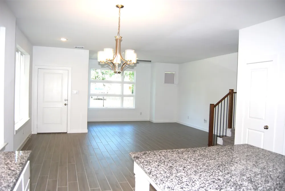 369 Oakbend Drive Lewisville, TX 75067