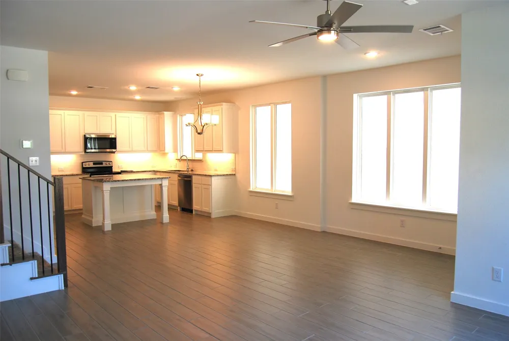 369 Oakbend Drive Lewisville, TX 75067