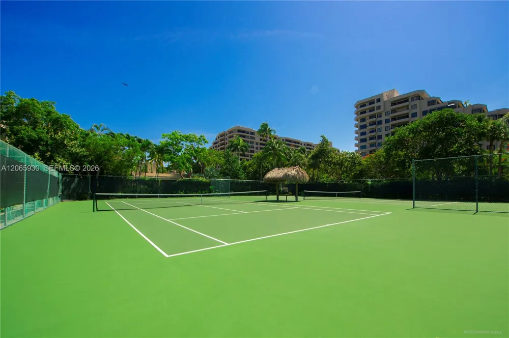 251 Crandon Blvd #931 Key Biscayne, FL 33149