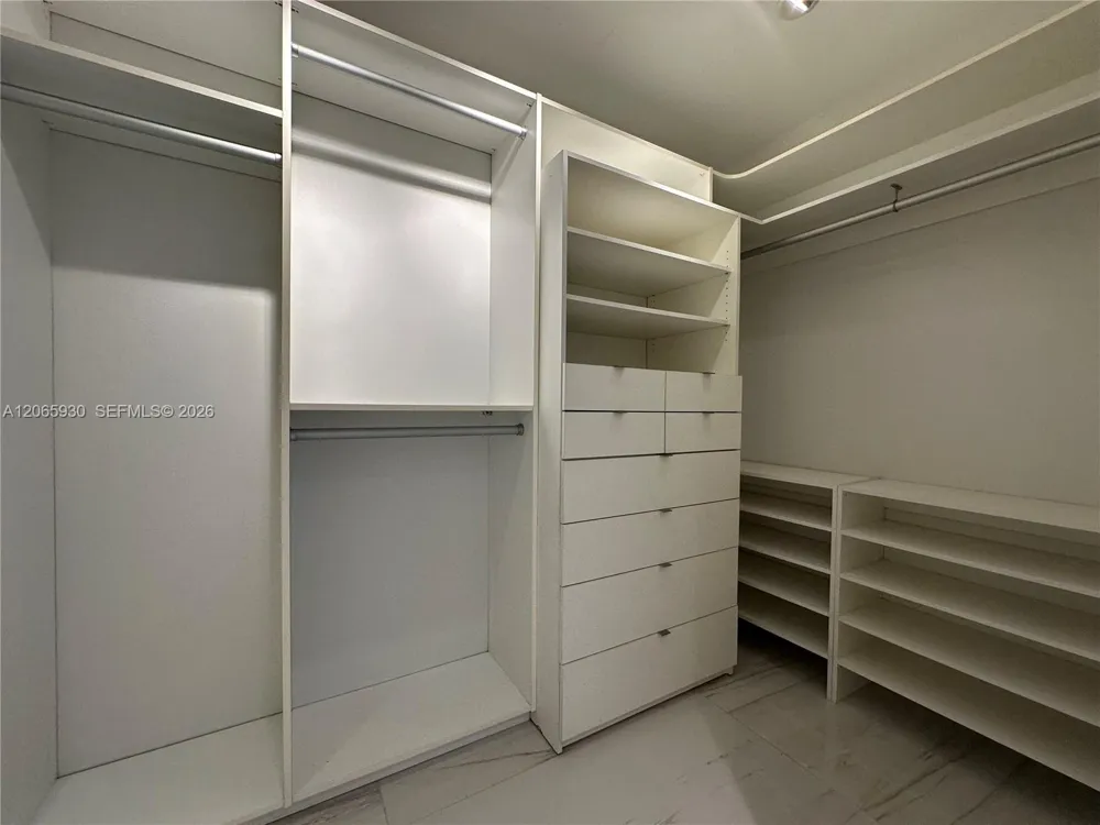 251 Crandon Blvd #931 Key Biscayne, FL 33149
