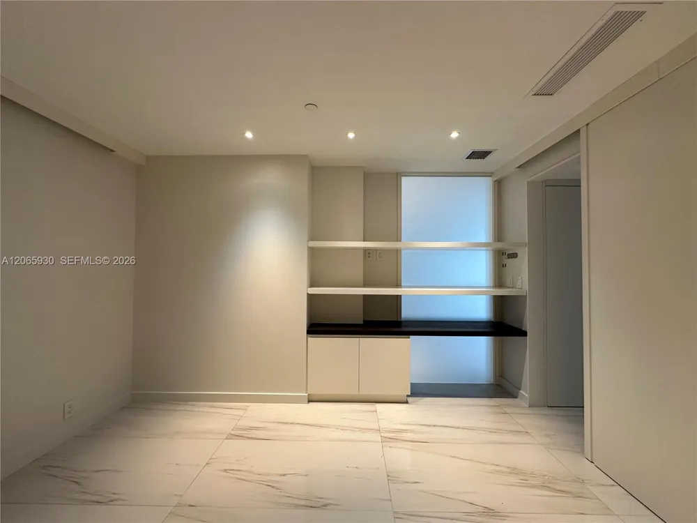 251 Crandon Blvd #931 Key Biscayne, FL 33149