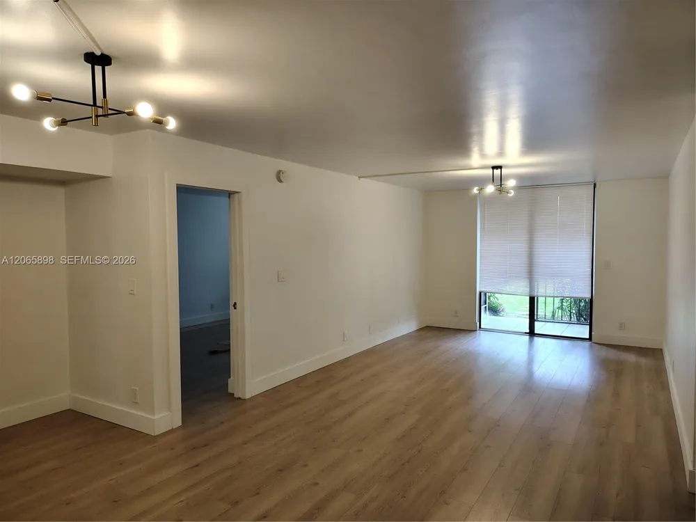 733 SE 1st Way #109 Deerfield Beach, FL 33441