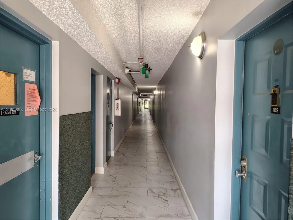 733 SE 1st Way #109 Deerfield Beach, FL 33441