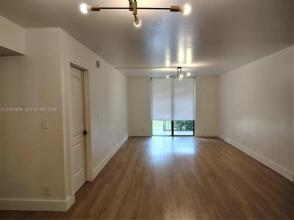 733 SE 1st Way #109 Deerfield Beach, FL 33441