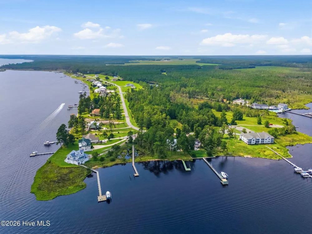 Lot 6 Commodore Point Belhaven, NC 27810