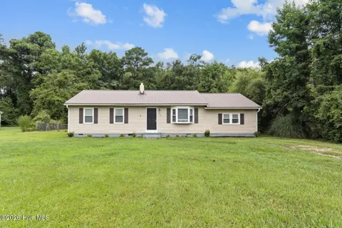225 Lakewood Drive