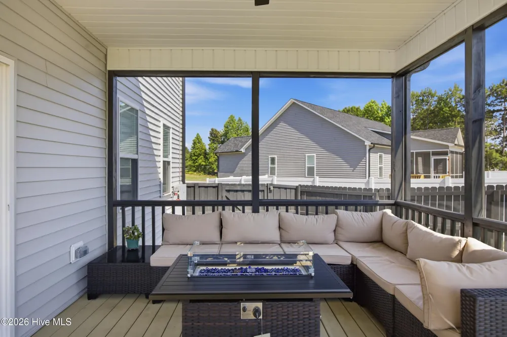 69 Red Rocks Circle Benson, NC 27504